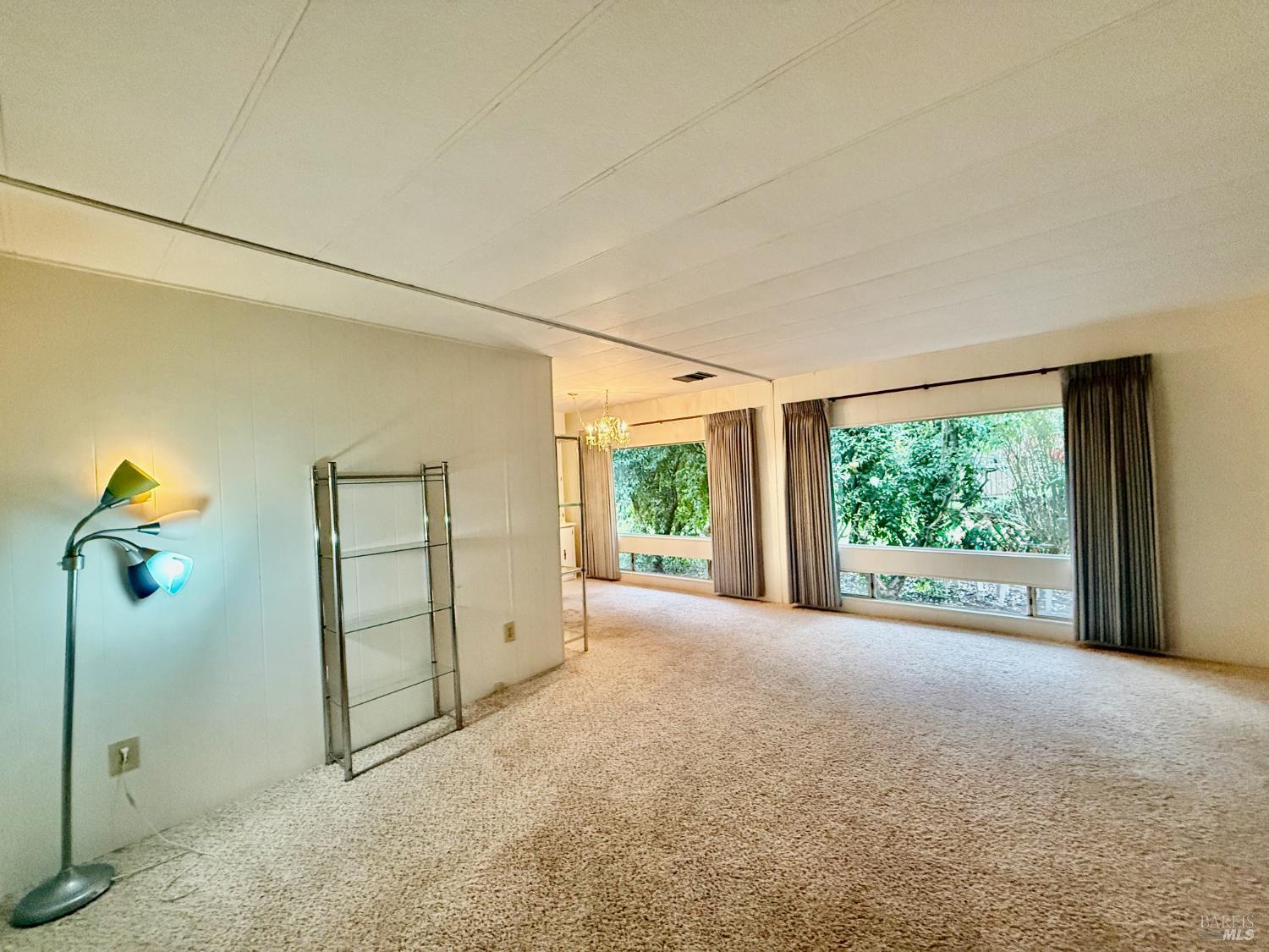 Detail Gallery Image 6 of 36 For 21 Sequoia Cir, Santa Rosa,  CA 95401 - 2 Beds | 2 Baths