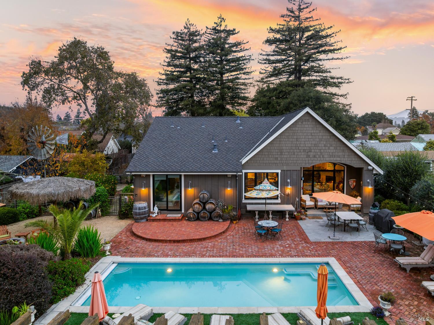 Detail Gallery Image 27 of 37 For 1343 Ash St, Napa,  CA 94559 - 6 Beds | 4/1 Baths