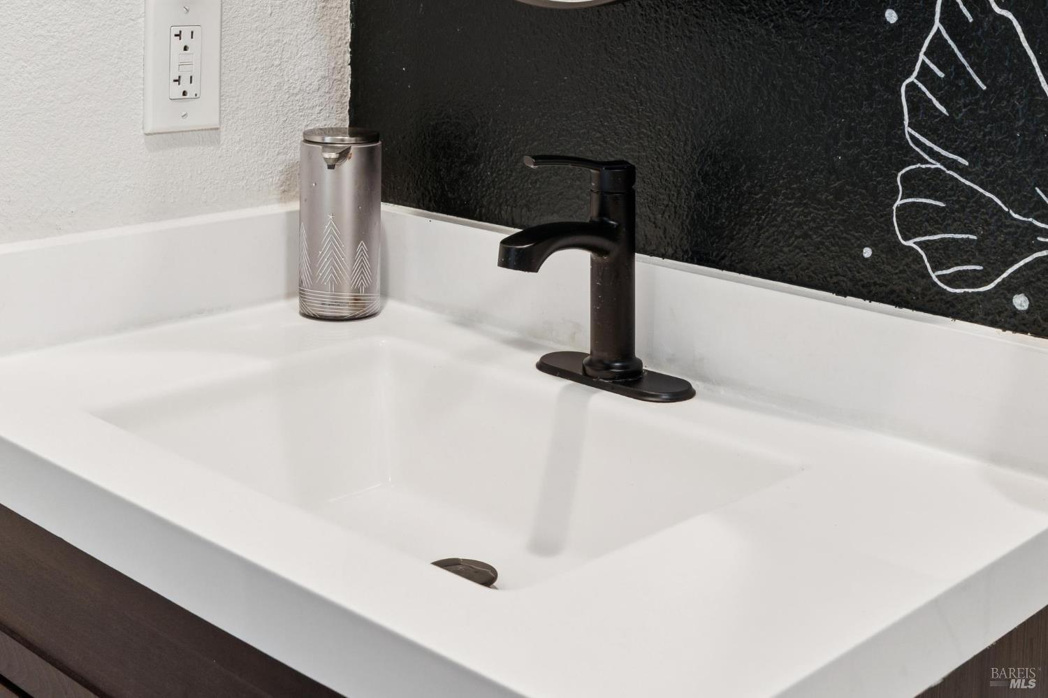 Detail Gallery Image 37 of 76 For 831 Heath Ct, Fairfield,  CA 94533 - 4 Beds | 2 Baths