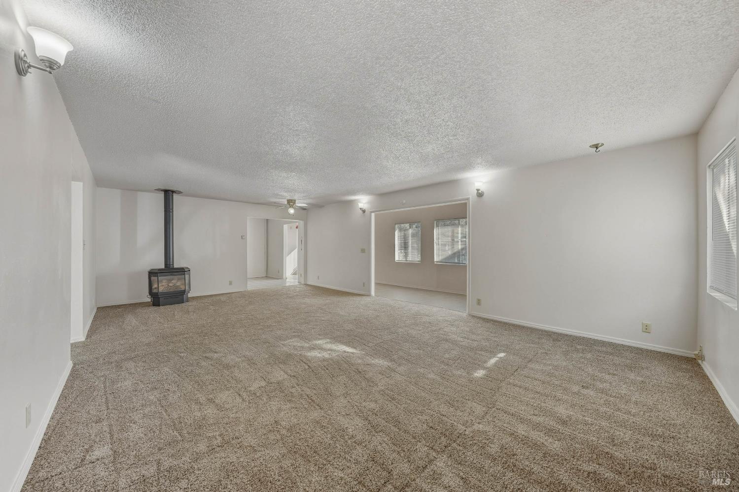 Detail Gallery Image 10 of 36 For 14840 Valley Ave, Clearlake,  CA 95422 - – Beds | – Baths