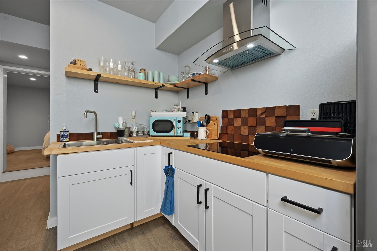 Detail Gallery Image 48 of 51 For 18750 Fernwood Rd, Hidden Valley Lake,  CA 95467 - 3 Beds | 3/1 Baths