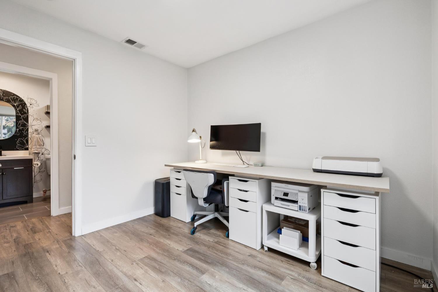 Detail Gallery Image 31 of 76 For 831 Heath Ct, Fairfield,  CA 94533 - 4 Beds | 2 Baths