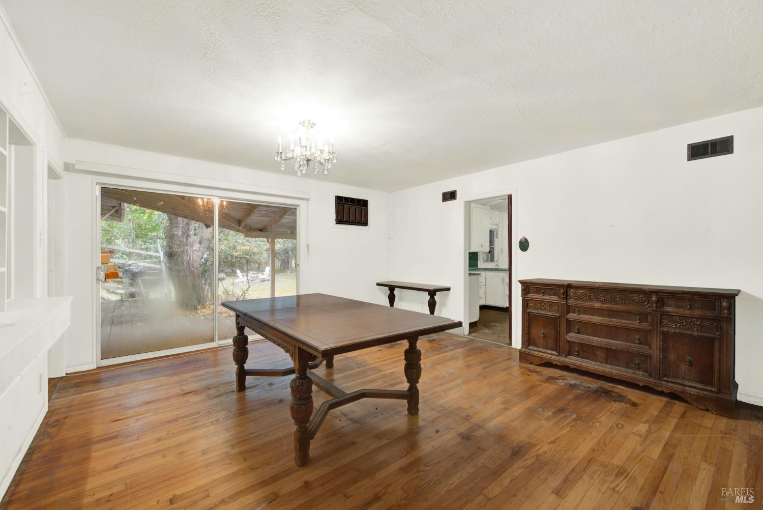 Detail Gallery Image 11 of 96 For 300 Butcher Rd, Vacaville,  CA 95687 - 3 Beds | 2 Baths