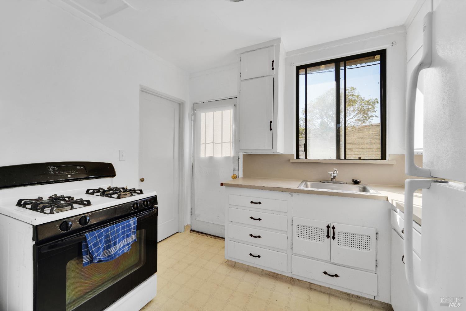 Detail Gallery Image 24 of 28 For 495 Key Blvd, Richmond,  CA 94804 - 0 Beds | 2 Baths