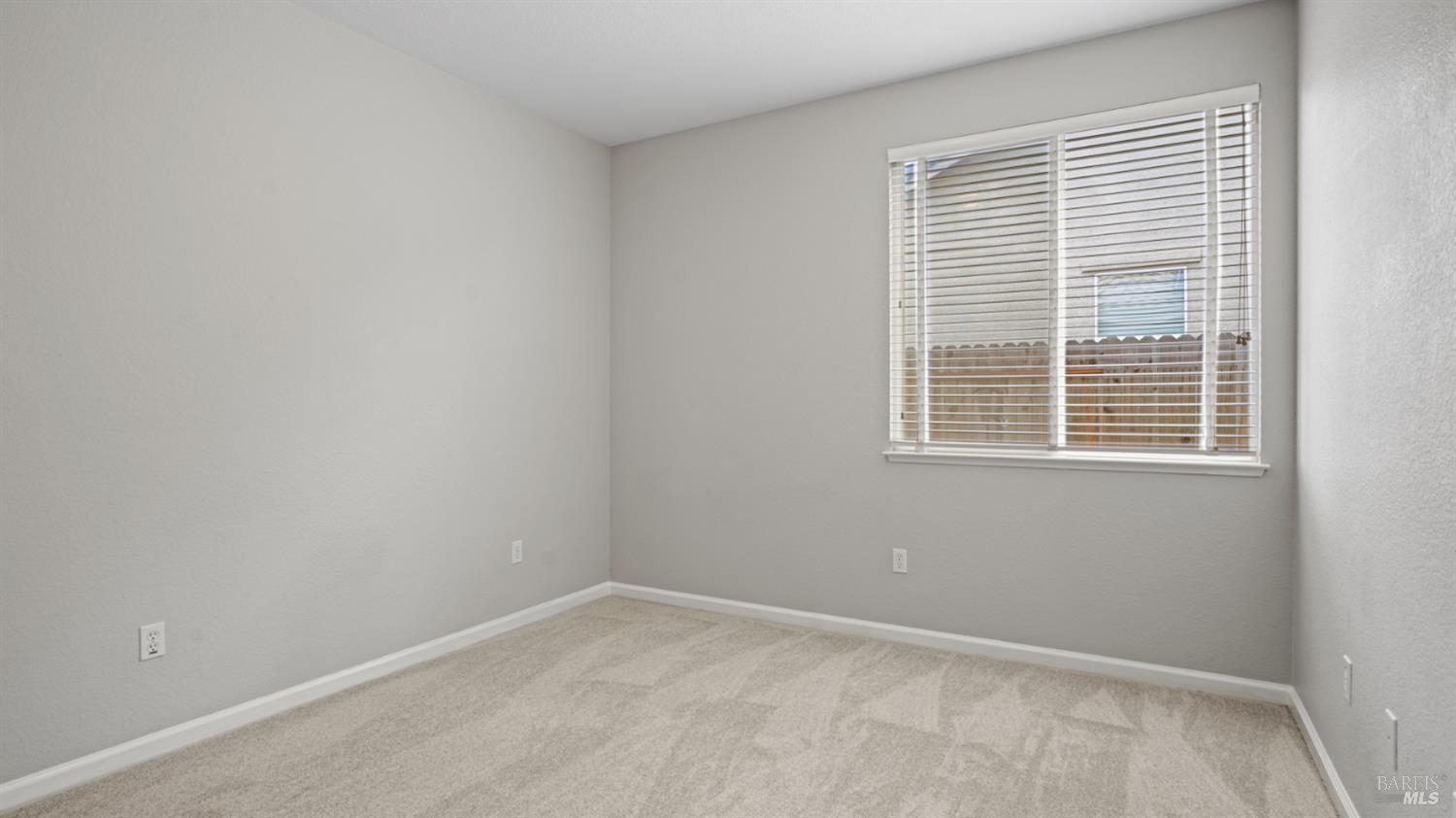 Detail Gallery Image 18 of 59 For 1006 Champion Pl, Vacaville,  CA 95687 - 4 Beds | 2 Baths