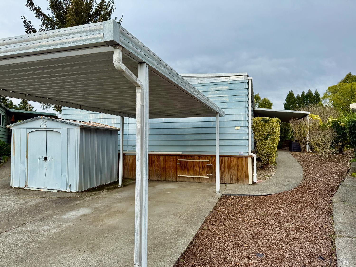 Detail Gallery Image 4 of 36 For 21 Sequoia Cir, Santa Rosa,  CA 95401 - 2 Beds | 2 Baths