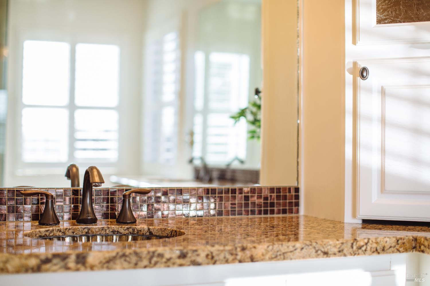 Detail Gallery Image 45 of 68 For 810 Wine Ct, Petaluma,  CA 94954 - 5 Beds | 3 Baths