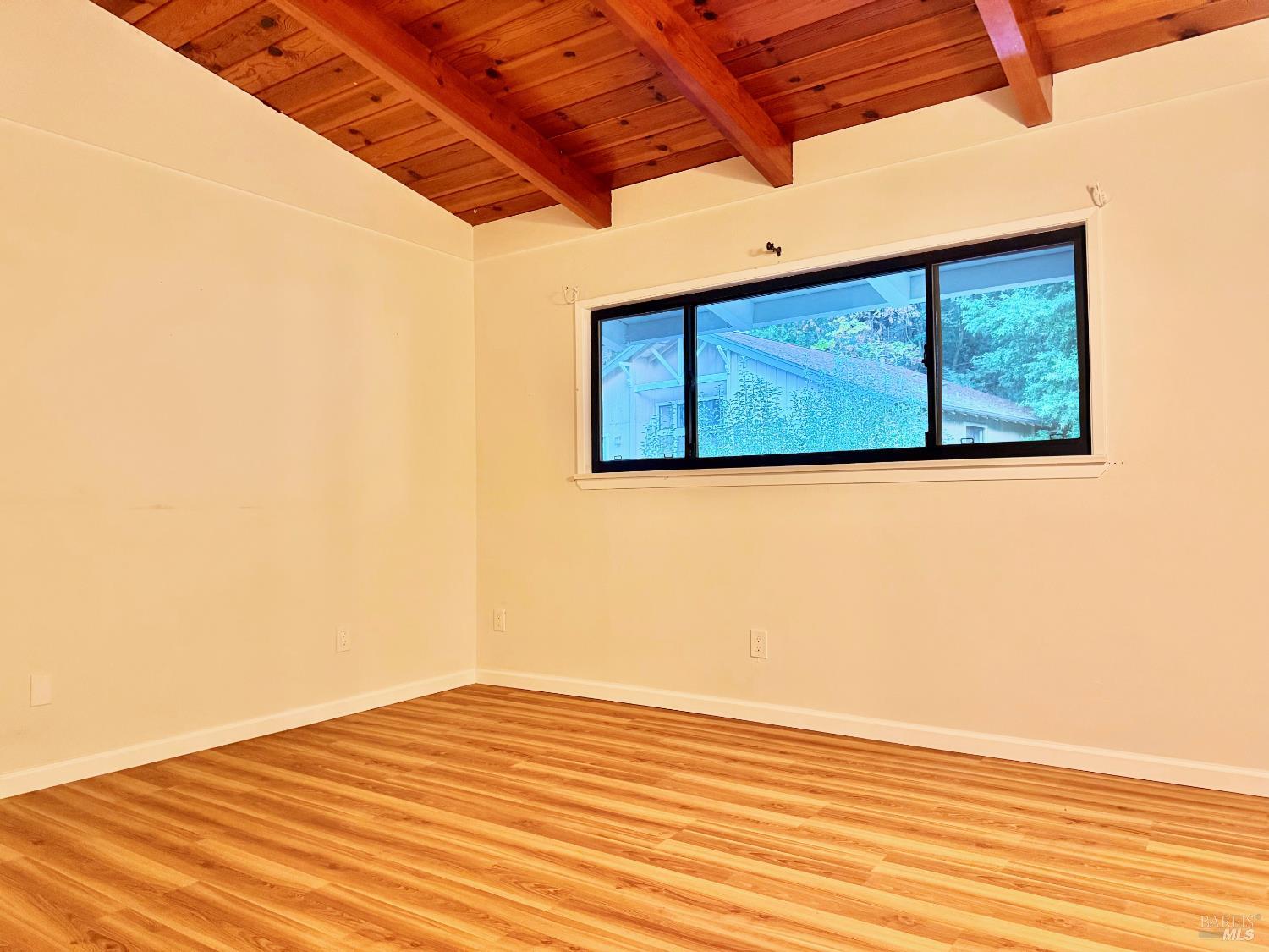 Detail Gallery Image 19 of 39 For 16868 Center Way, Guerneville,  CA 95446 - 3 Beds | 2 Baths