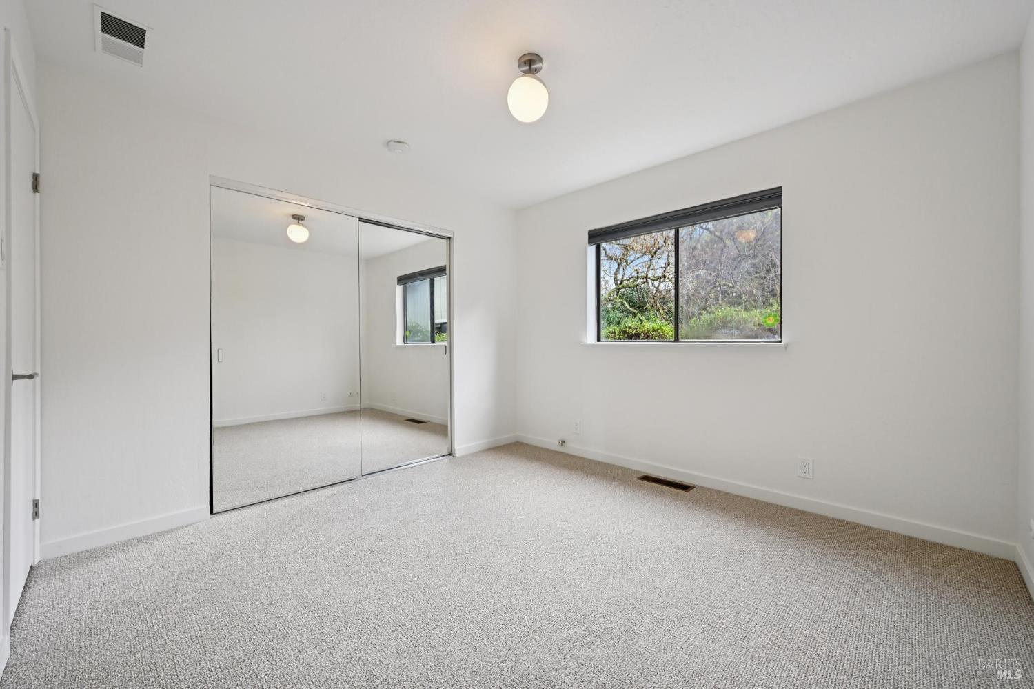 Detail Gallery Image 13 of 25 For 18787 Gillman Dr, Sonoma,  CA 95476 - 3 Beds | 2 Baths