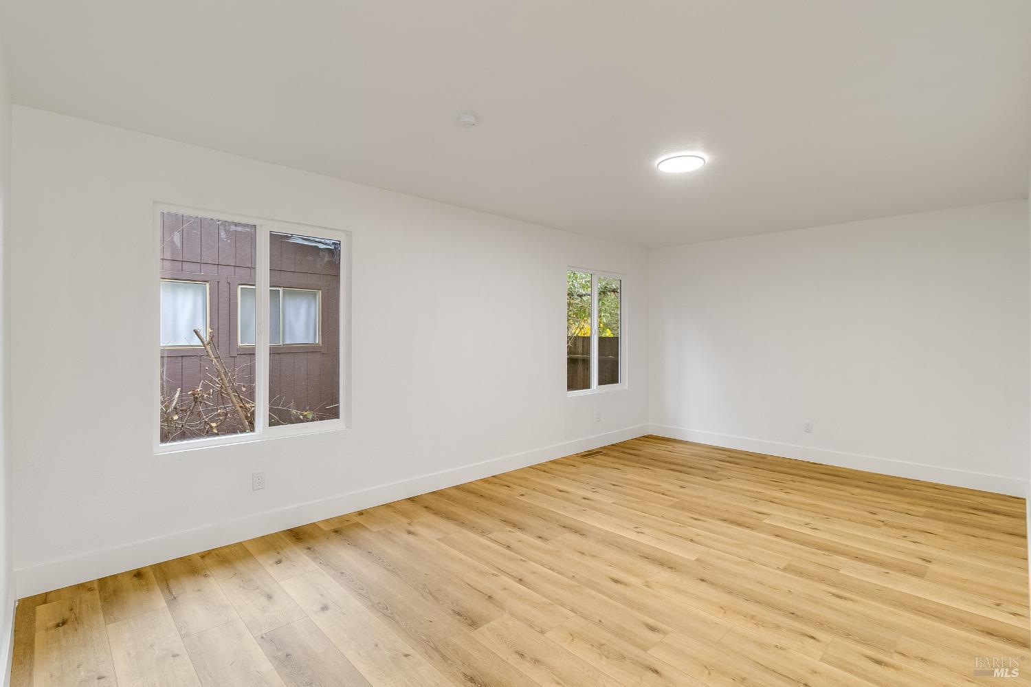 Detail Gallery Image 11 of 27 For 30 Cherokee Ct, Santa Rosa,  CA 95403 - 3 Beds | 2 Baths