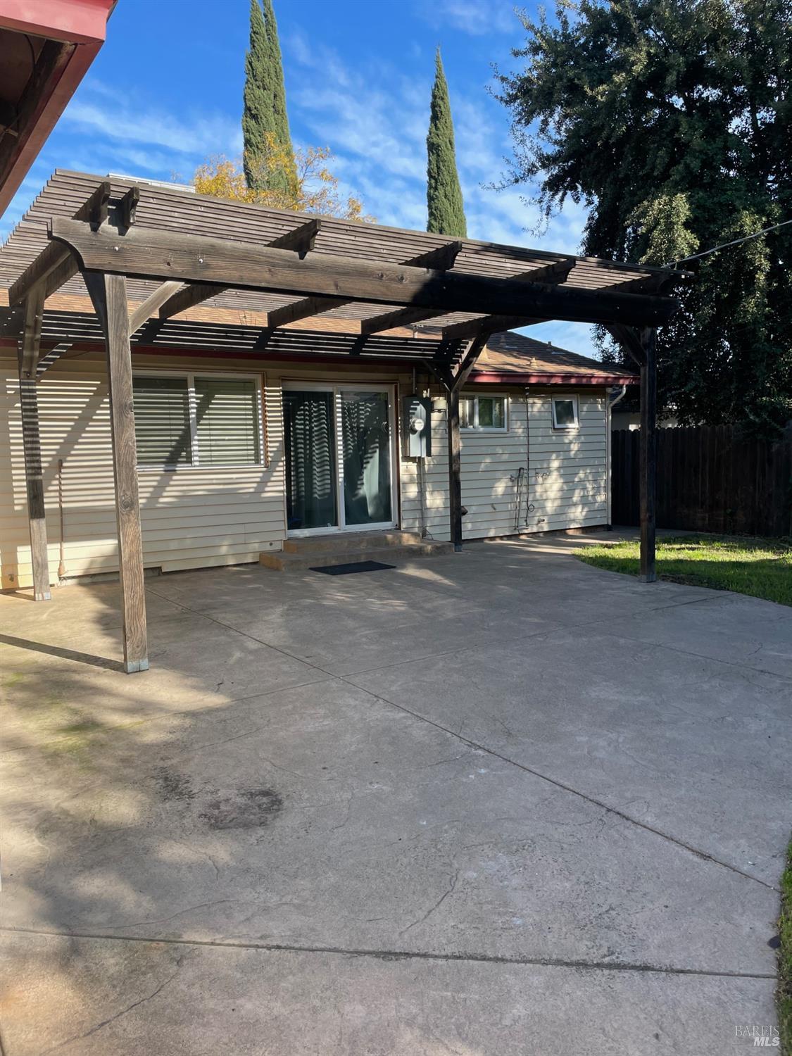 Detail Gallery Image 23 of 25 For 741 W D St, Dixon,  CA 95620 - 4 Beds | 2 Baths