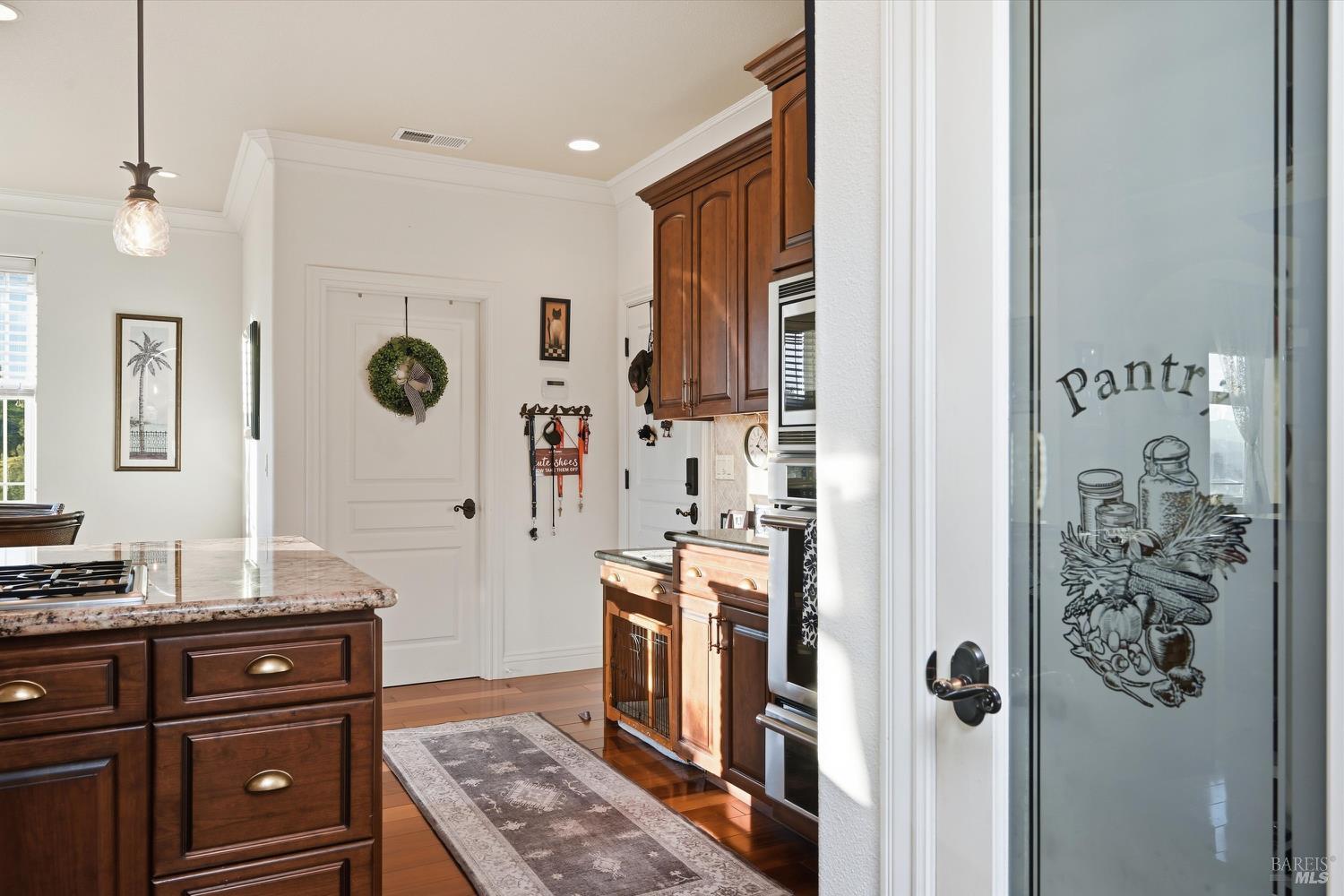 Detail Gallery Image 26 of 51 For 18750 Fernwood Rd, Hidden Valley Lake,  CA 95467 - 3 Beds | 3/1 Baths