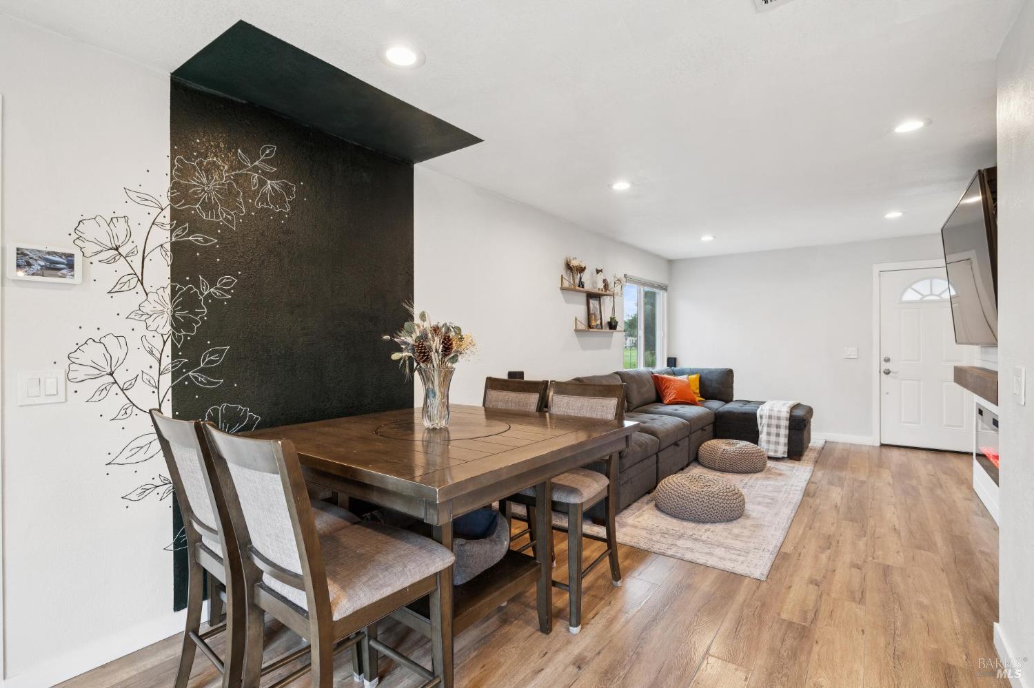 Detail Gallery Image 9 of 76 For 831 Heath Ct, Fairfield,  CA 94533 - 4 Beds | 2 Baths