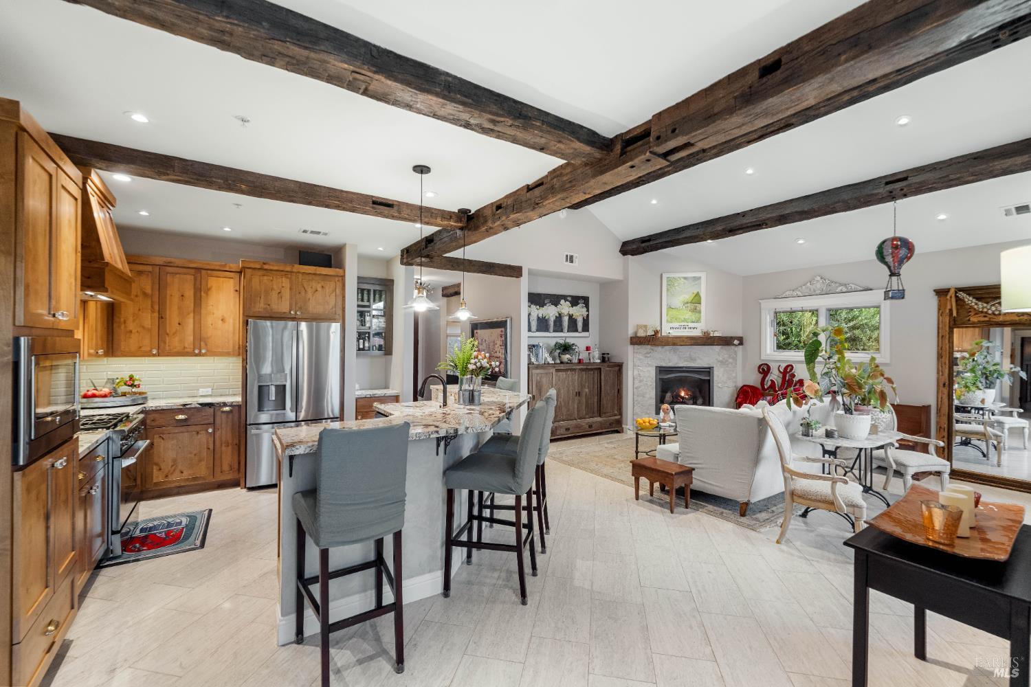 Detail Gallery Image 4 of 37 For 1343 Ash St, Napa,  CA 94559 - 6 Beds | 4/1 Baths