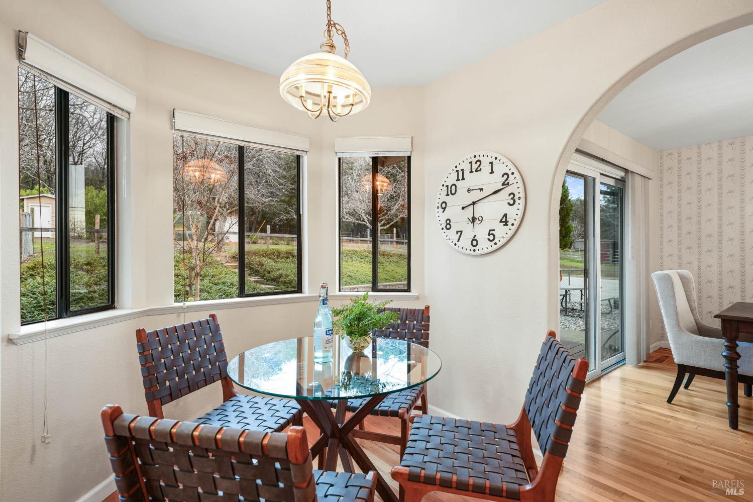 Detail Gallery Image 13 of 74 For 8700 Red Hills Rd, Kelseyville,  CA 95451 - 5 Beds | 3 Baths