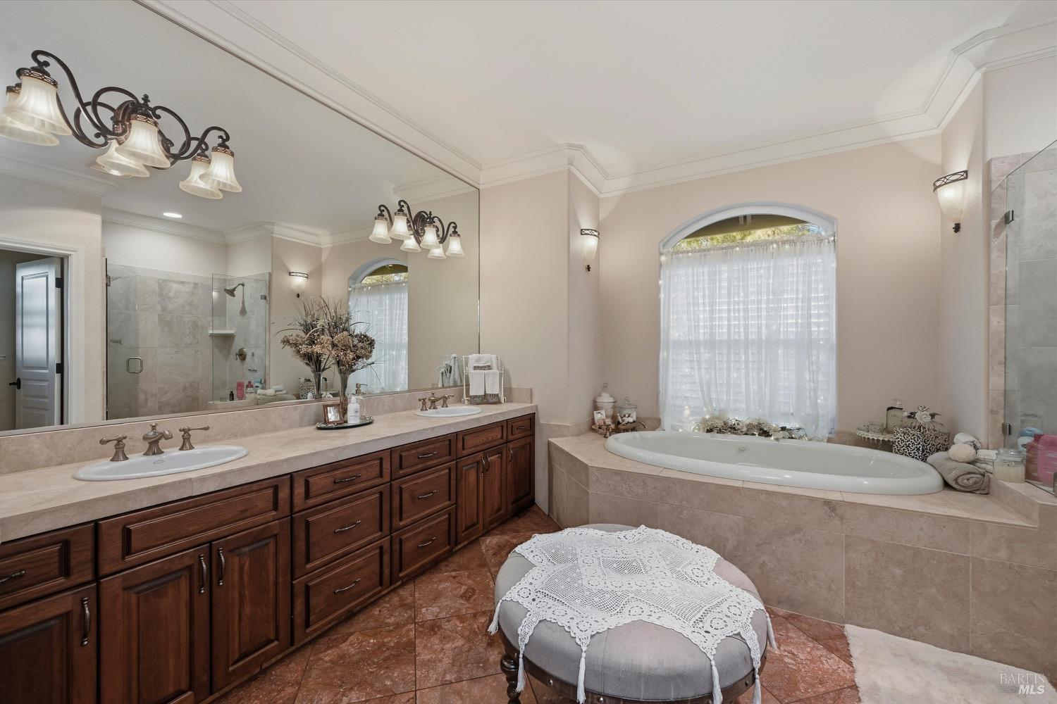 Detail Gallery Image 32 of 51 For 18750 Fernwood Rd, Hidden Valley Lake,  CA 95467 - 3 Beds | 3/1 Baths