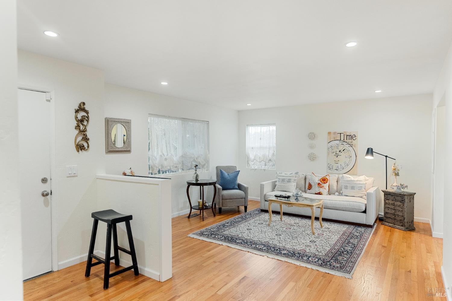 Detail Gallery Image 18 of 37 For 1343 Ash St, Napa,  CA 94559 - 6 Beds | 4/1 Baths