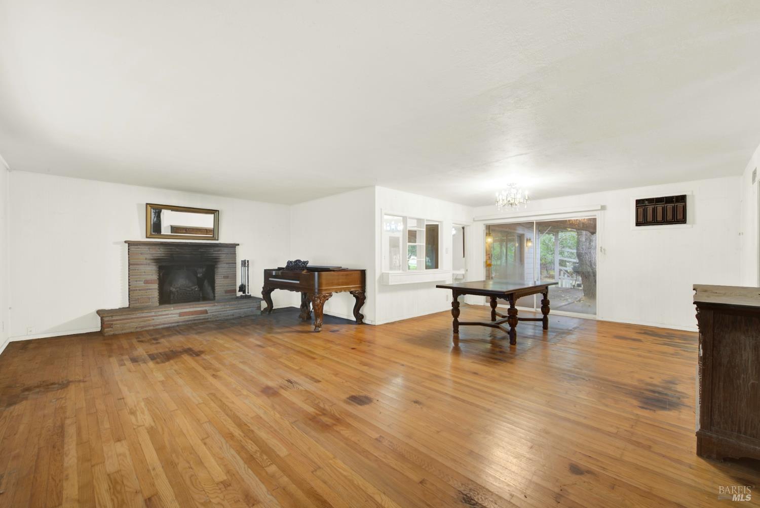 Detail Gallery Image 7 of 96 For 300 Butcher Rd, Vacaville,  CA 95687 - 3 Beds | 2 Baths