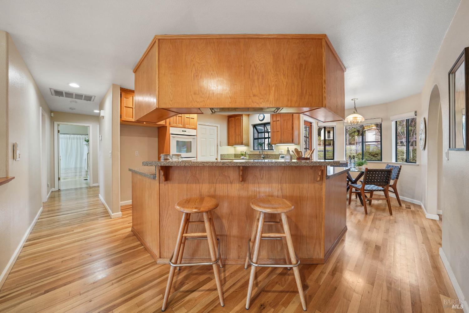 Detail Gallery Image 19 of 74 For 8700 Red Hills Rd, Kelseyville,  CA 95451 - 5 Beds | 3 Baths