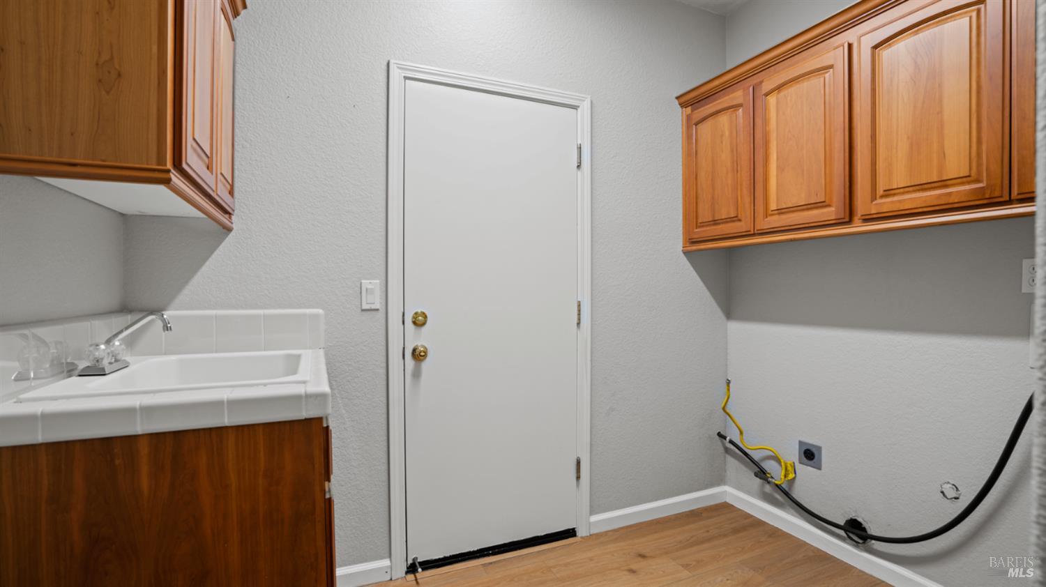 Detail Gallery Image 22 of 59 For 1006 Champion Pl, Vacaville,  CA 95687 - 4 Beds | 2 Baths