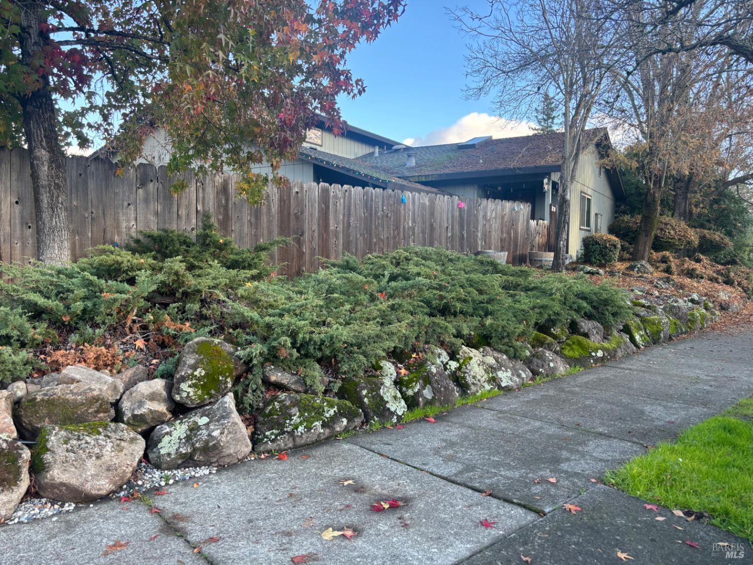 Front Image Thumbnail for BA325103589