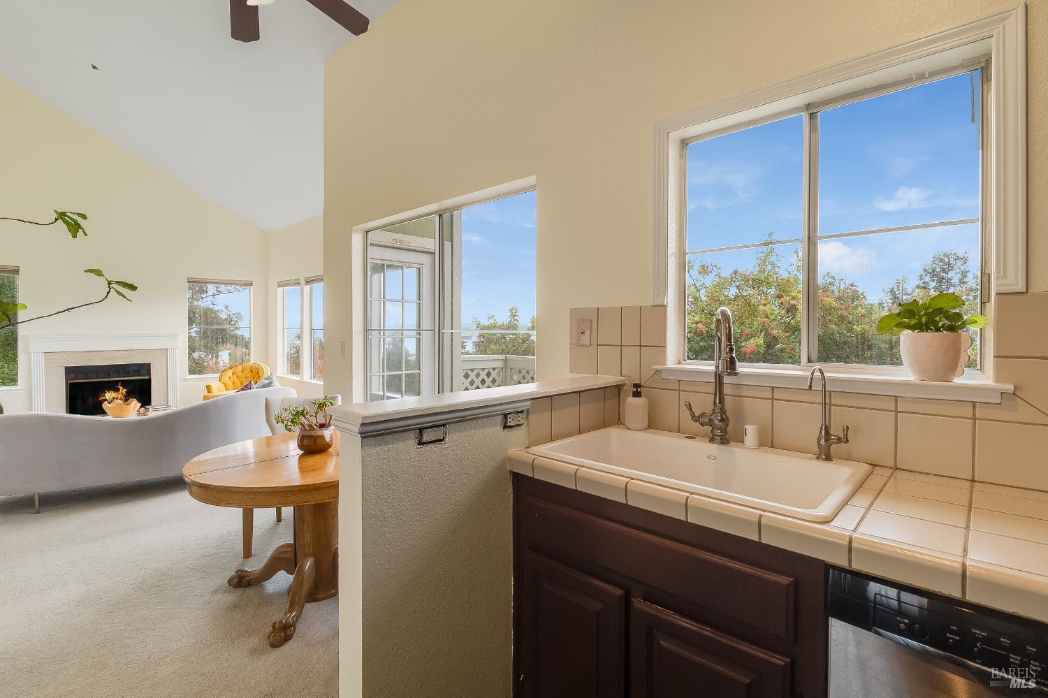 Detail Gallery Image 31 of 63 For 735 Buchanan St #221,  Benicia,  CA 94510 - 1 Beds | 1 Baths
