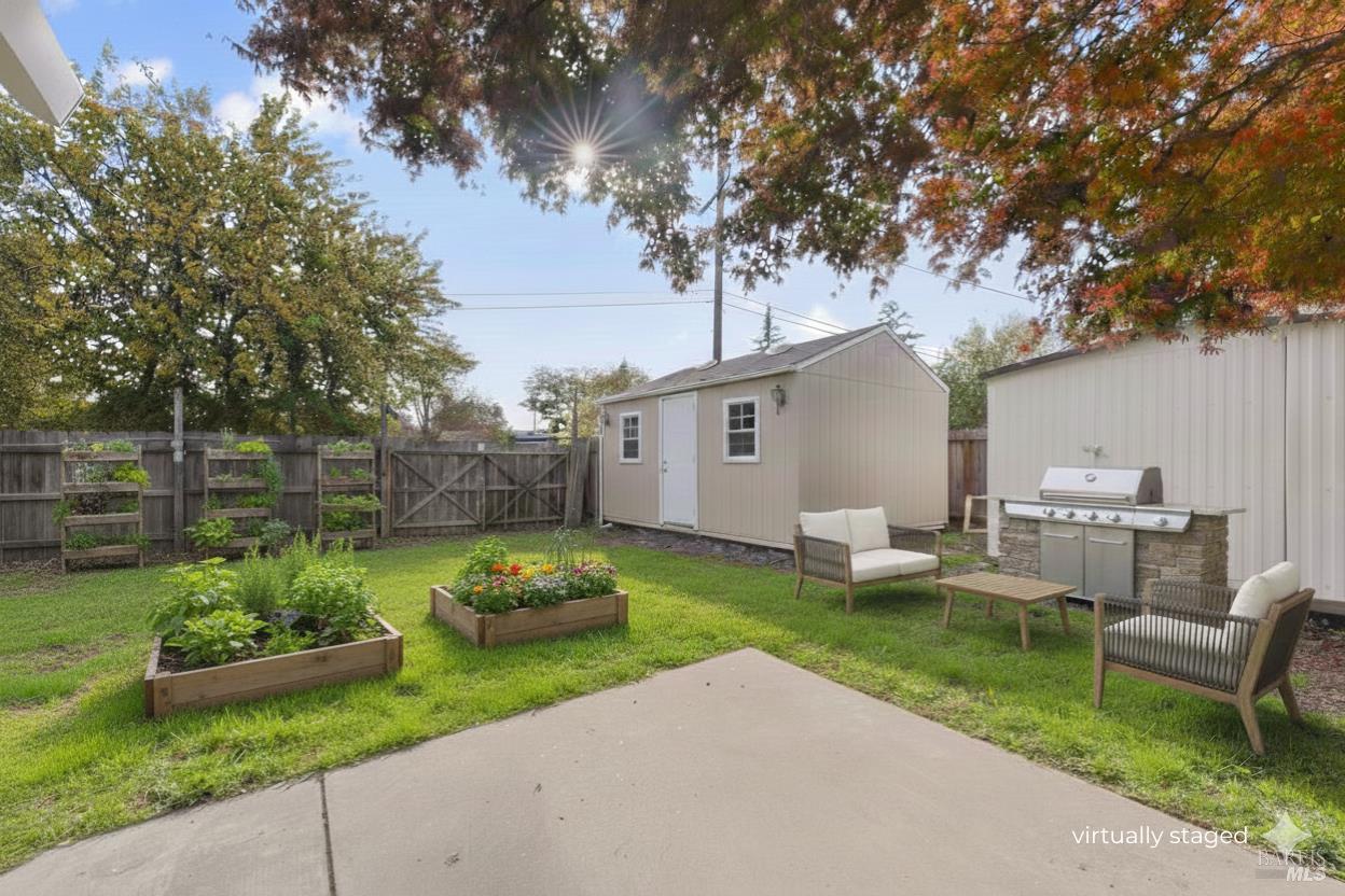 Detail Gallery Image 25 of 28 For 1295 Hemlock St, Napa,  CA 94559 - 3 Beds | 1 Baths