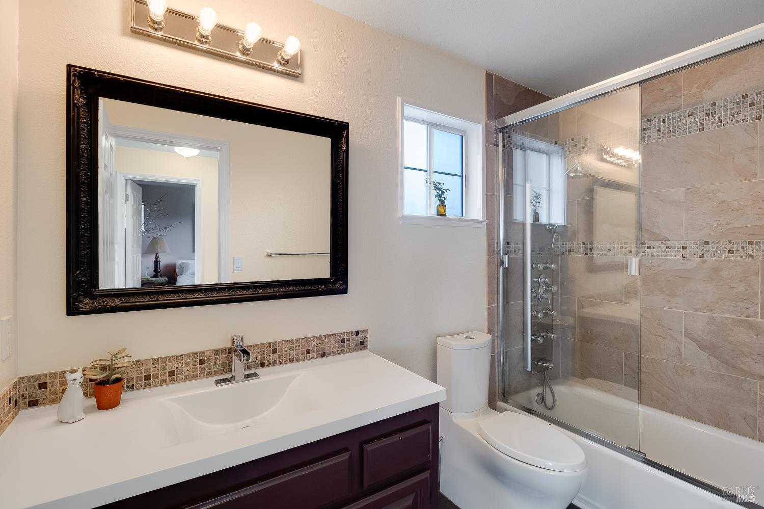 Detail Gallery Image 34 of 63 For 735 Buchanan St #221,  Benicia,  CA 94510 - 1 Beds | 1 Baths