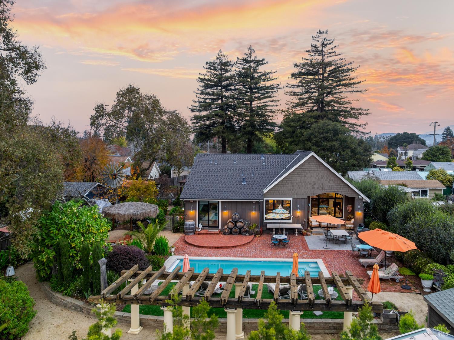 Detail Gallery Image 26 of 37 For 1343 Ash St, Napa,  CA 94559 - 6 Beds | 4/1 Baths