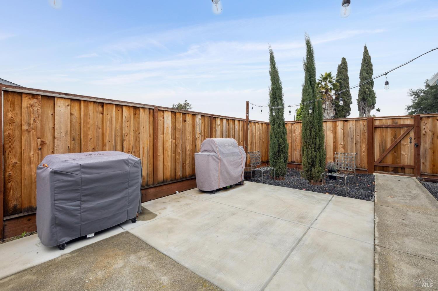 Detail Gallery Image 42 of 76 For 831 Heath Ct, Fairfield,  CA 94533 - 4 Beds | 2 Baths