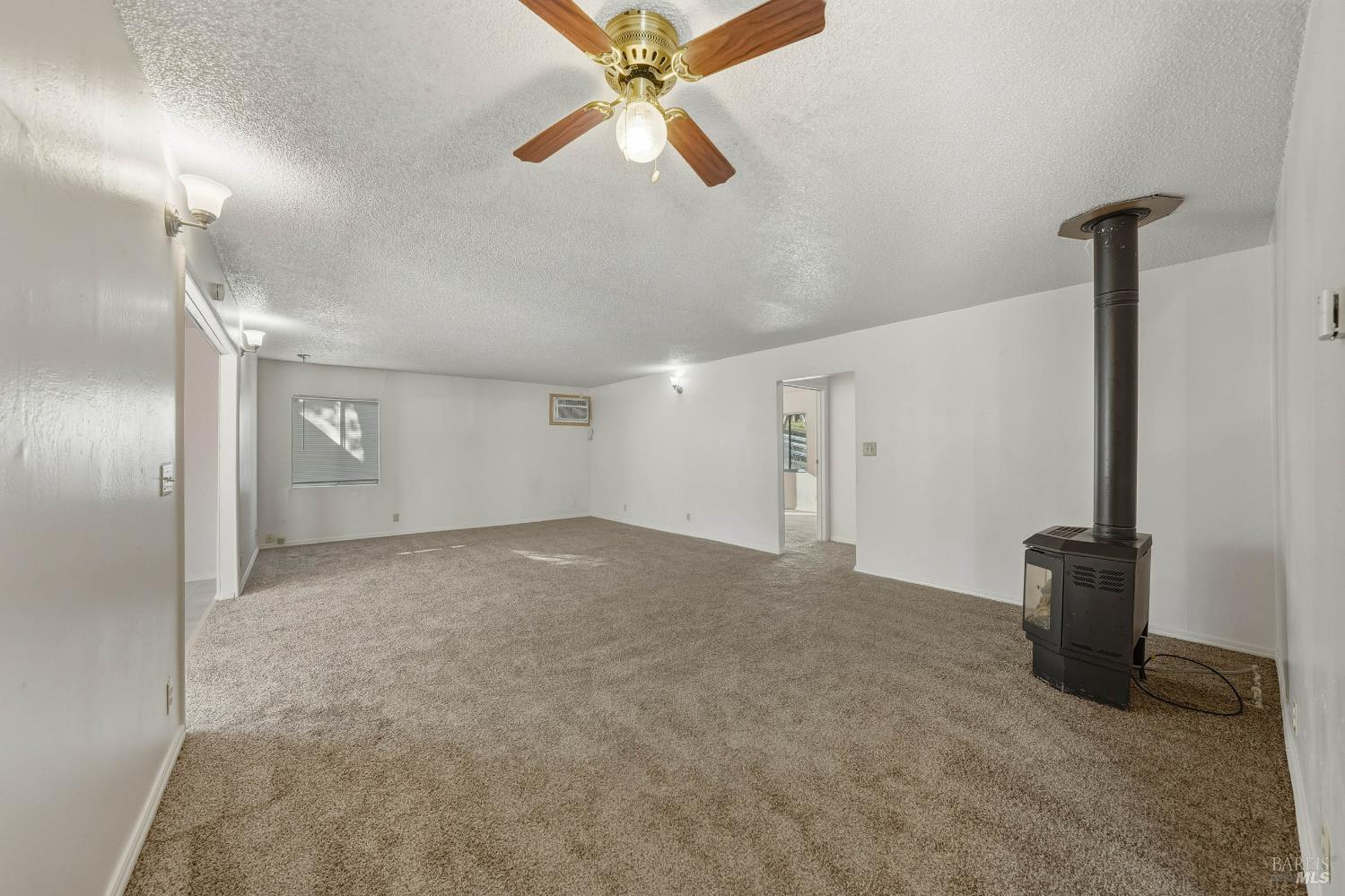 Detail Gallery Image 9 of 36 For 14840 Valley Ave, Clearlake,  CA 95422 - – Beds | – Baths