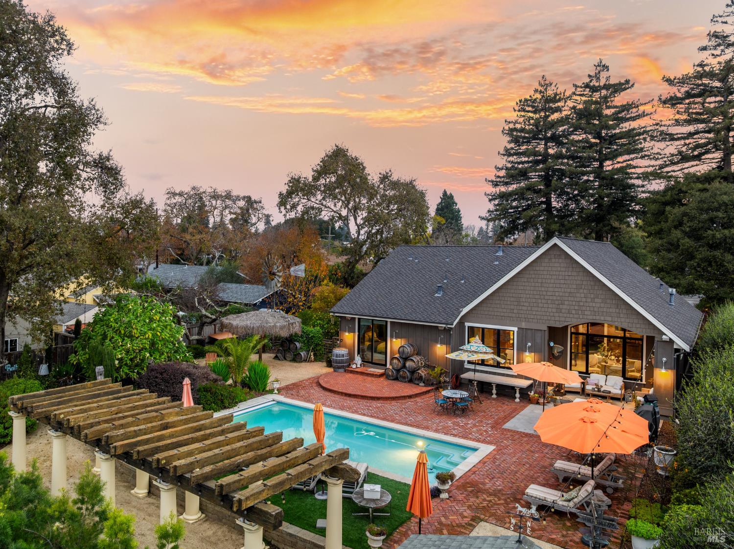 Detail Gallery Image 29 of 37 For 1343 Ash St, Napa,  CA 94559 - 6 Beds | 4/1 Baths