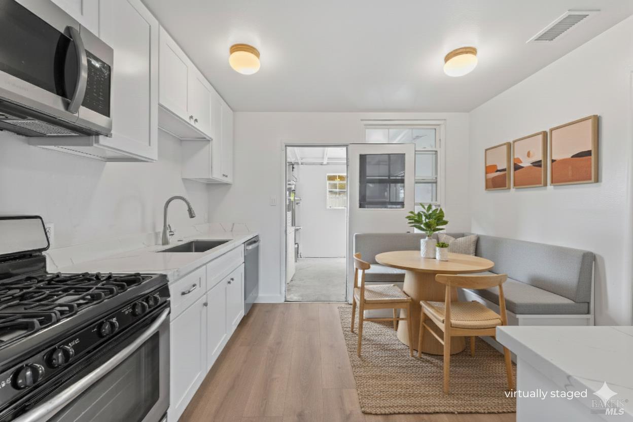 Detail Gallery Image 13 of 28 For 1295 Hemlock St, Napa,  CA 94559 - 3 Beds | 1 Baths