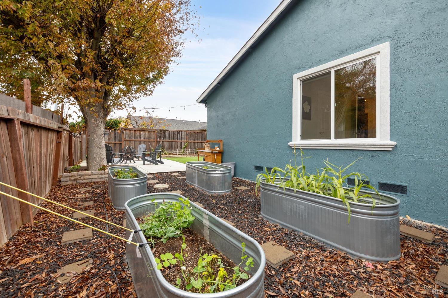 Detail Gallery Image 62 of 76 For 831 Heath Ct, Fairfield,  CA 94533 - 4 Beds | 2 Baths