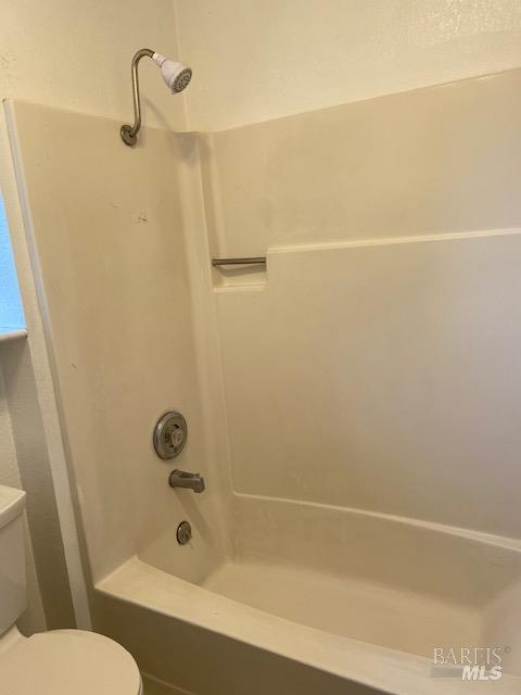 Detail Gallery Image 18 of 25 For 1565 Parkway Dr, Rohnert Park,  CA 94928 - 3 Beds | 1/1 Baths