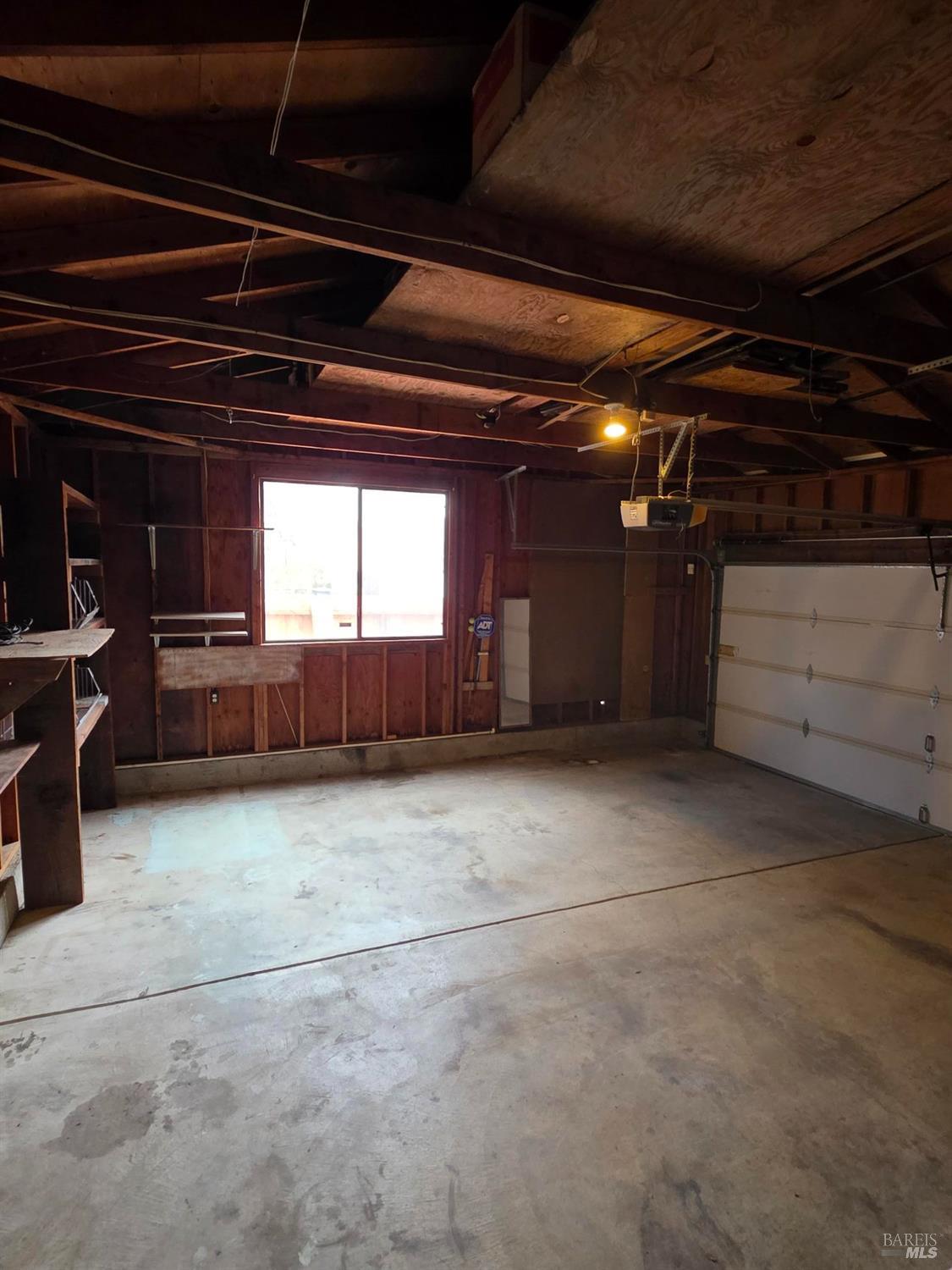 Detail Gallery Image 6 of 8 For 18782 Polley Ln, Sonoma,  CA 95476 - 3 Beds | 2 Baths