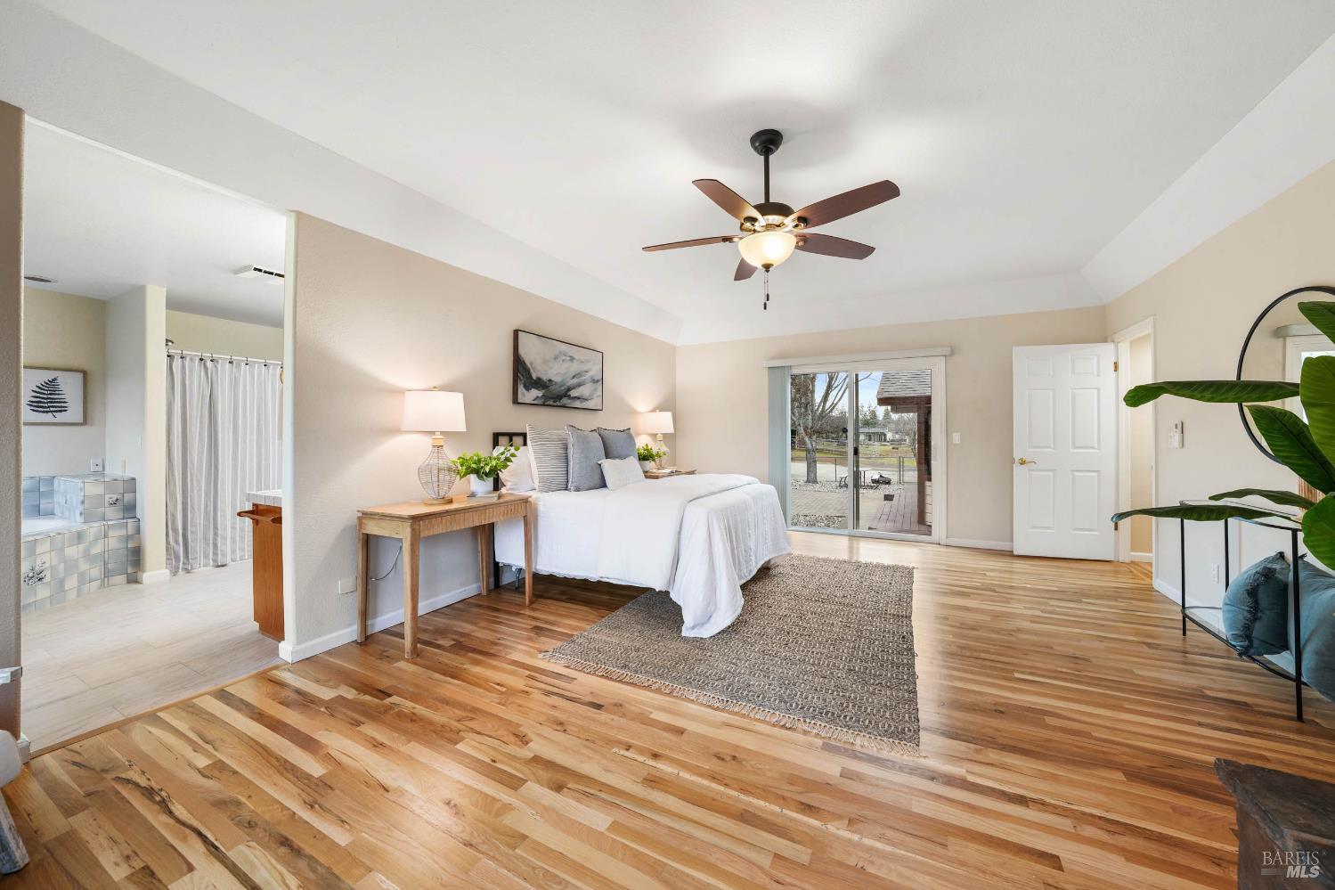 Detail Gallery Image 25 of 74 For 8700 Red Hills Rd, Kelseyville,  CA 95451 - 5 Beds | 3 Baths