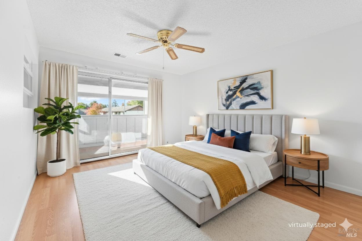 Detail Gallery Image 20 of 41 For 11 Creekwood Sqr, Rohnert Park,  CA 94928 - 3 Beds | 2 Baths