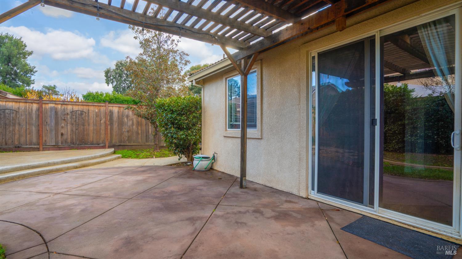 Detail Gallery Image 35 of 59 For 1006 Champion Pl, Vacaville,  CA 95687 - 4 Beds | 2 Baths