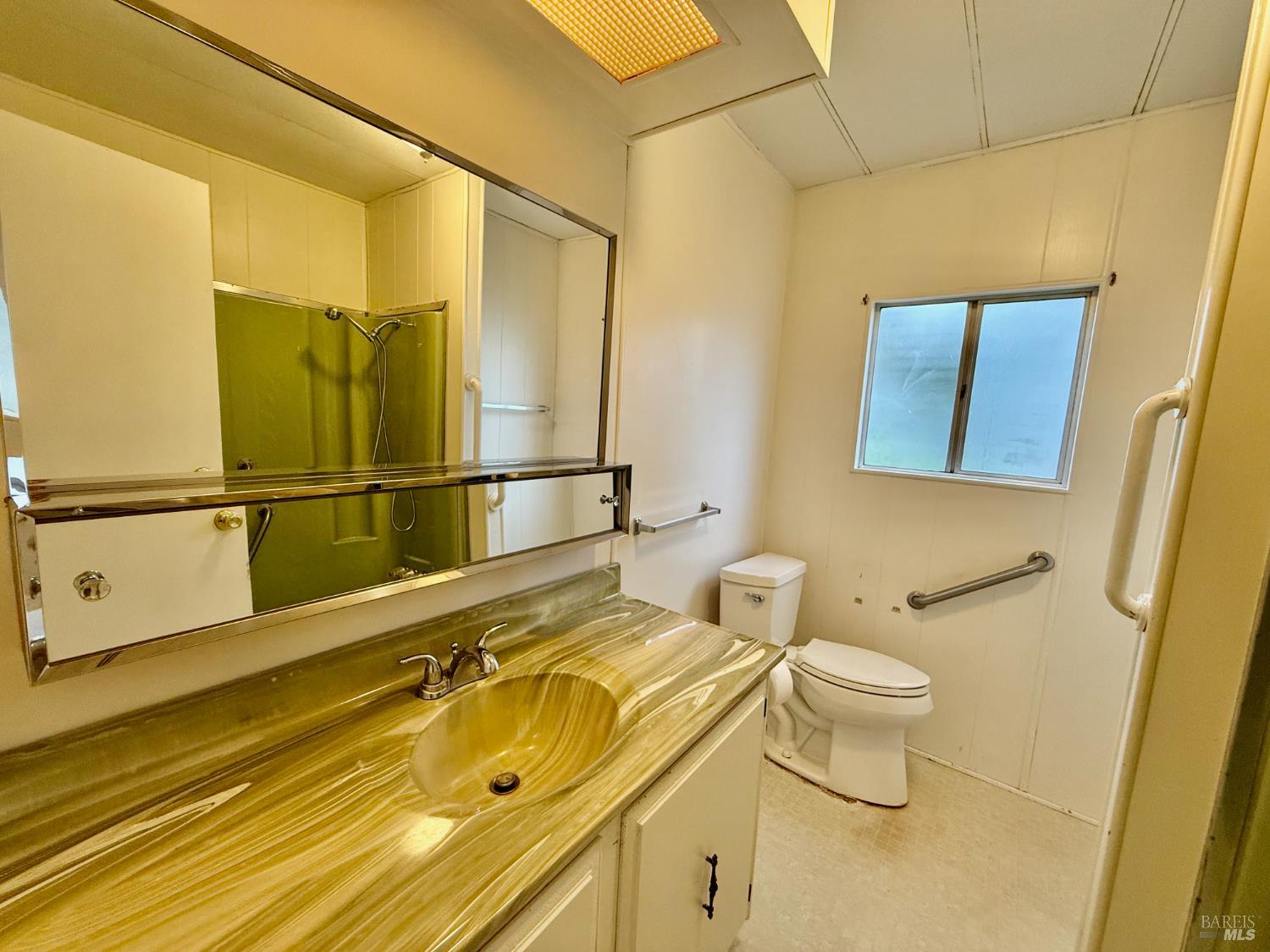 Detail Gallery Image 21 of 36 For 21 Sequoia Cir, Santa Rosa,  CA 95401 - 2 Beds | 2 Baths