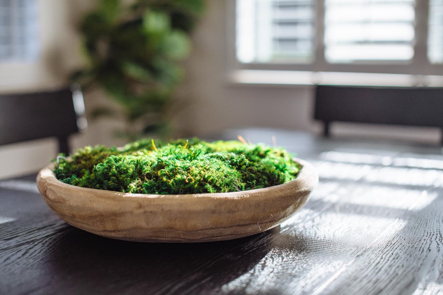 Detail Gallery Image 11 of 68 For 810 Wine Ct, Petaluma,  CA 94954 - 5 Beds | 3 Baths