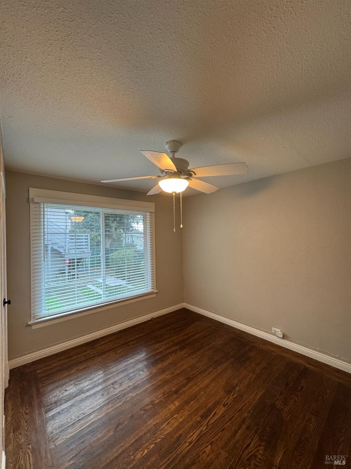 Detail Gallery Image 3 of 21 For 714 Carolina St, Vallejo,  CA 94590 - 1 Beds | 1 Baths