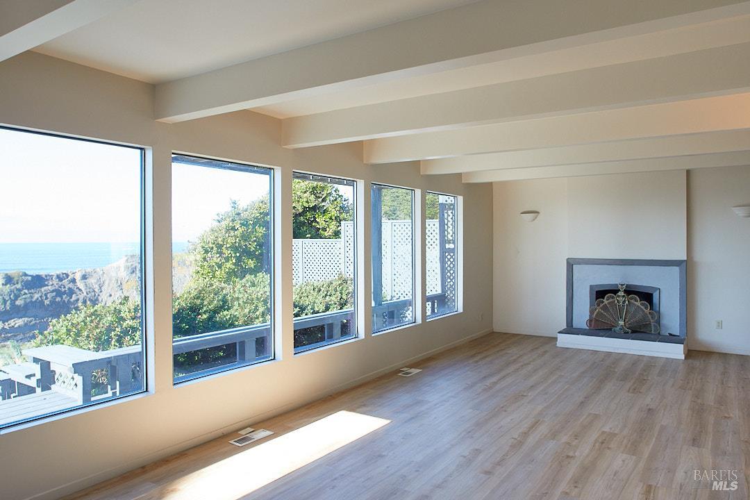 Detail Gallery Image 15 of 36 For 30200 N Hwy 1 Hwy, Fort Bragg,  CA 95437 - 2 Beds | 2 Baths