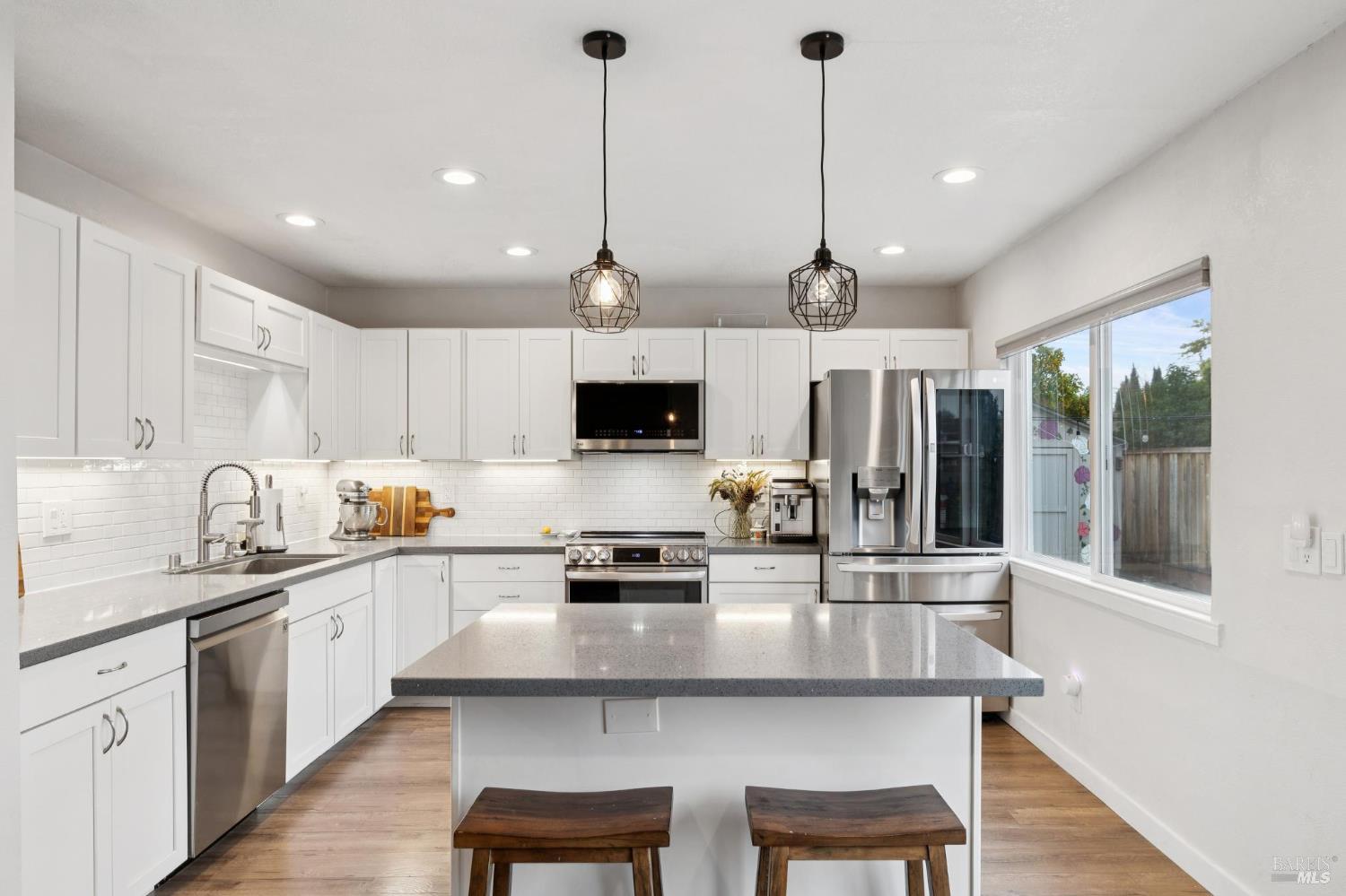 Detail Gallery Image 12 of 76 For 831 Heath Ct, Fairfield,  CA 94533 - 4 Beds | 2 Baths