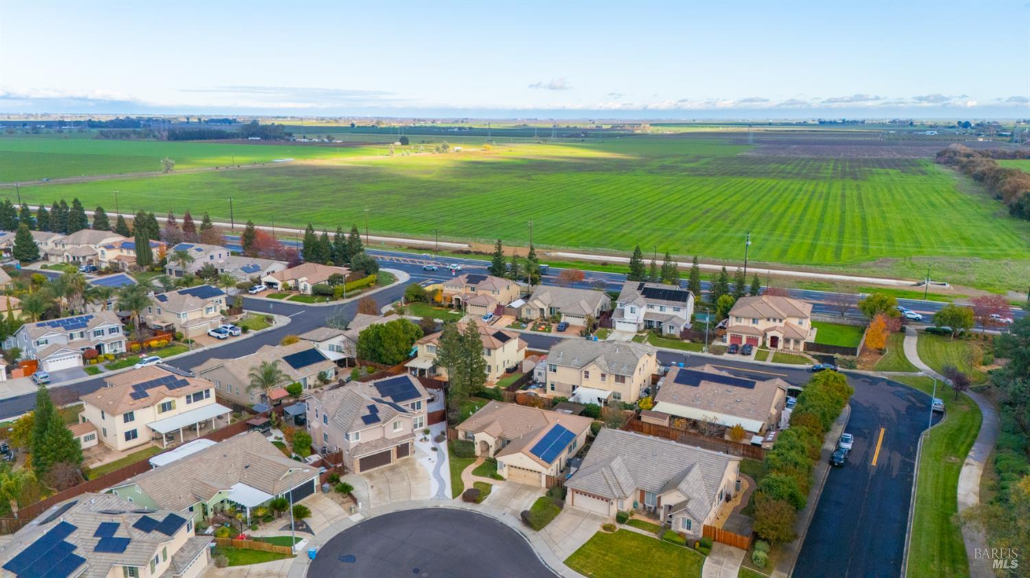 Detail Gallery Image 58 of 59 For 1006 Champion Pl, Vacaville,  CA 95687 - 4 Beds | 2 Baths