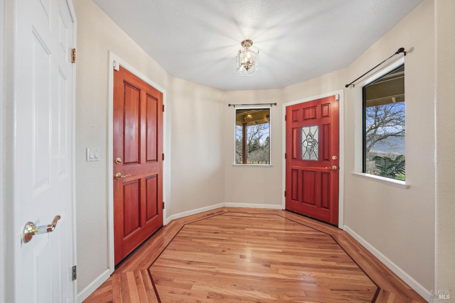 Detail Gallery Image 34 of 74 For 8700 Red Hills Rd, Kelseyville,  CA 95451 - 5 Beds | 3 Baths