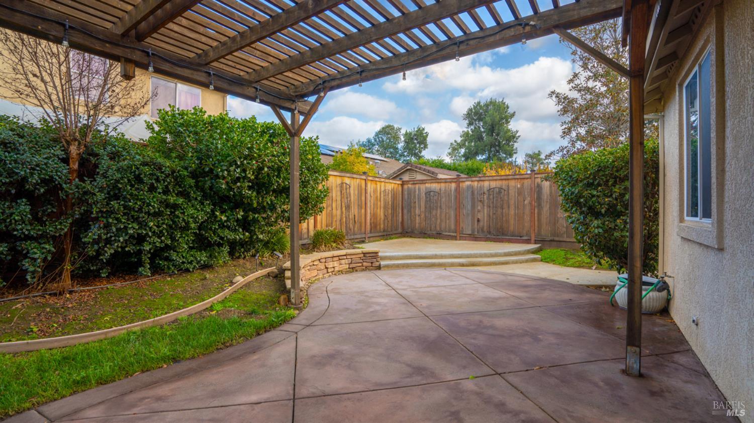 Detail Gallery Image 34 of 59 For 1006 Champion Pl, Vacaville,  CA 95687 - 4 Beds | 2 Baths