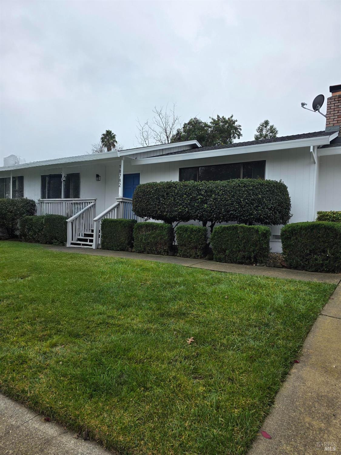 Front Image Thumbnail for BA325102100