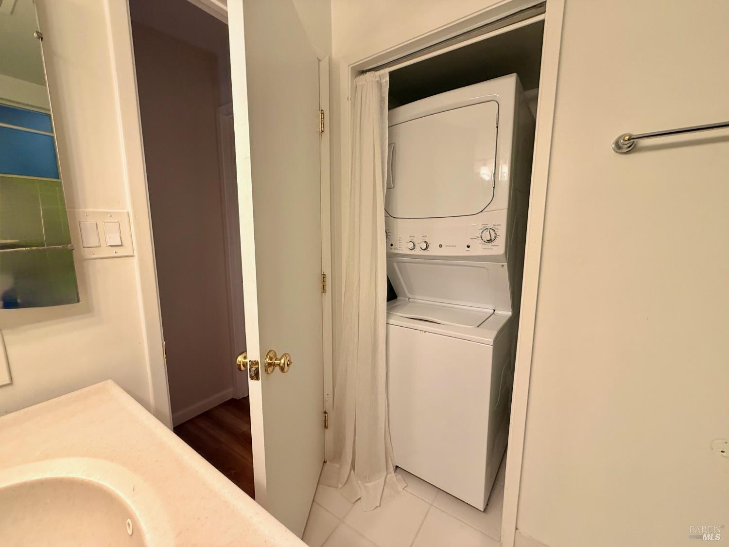 Detail Gallery Image 26 of 39 For 16868 Center Way, Guerneville,  CA 95446 - 3 Beds | 2 Baths