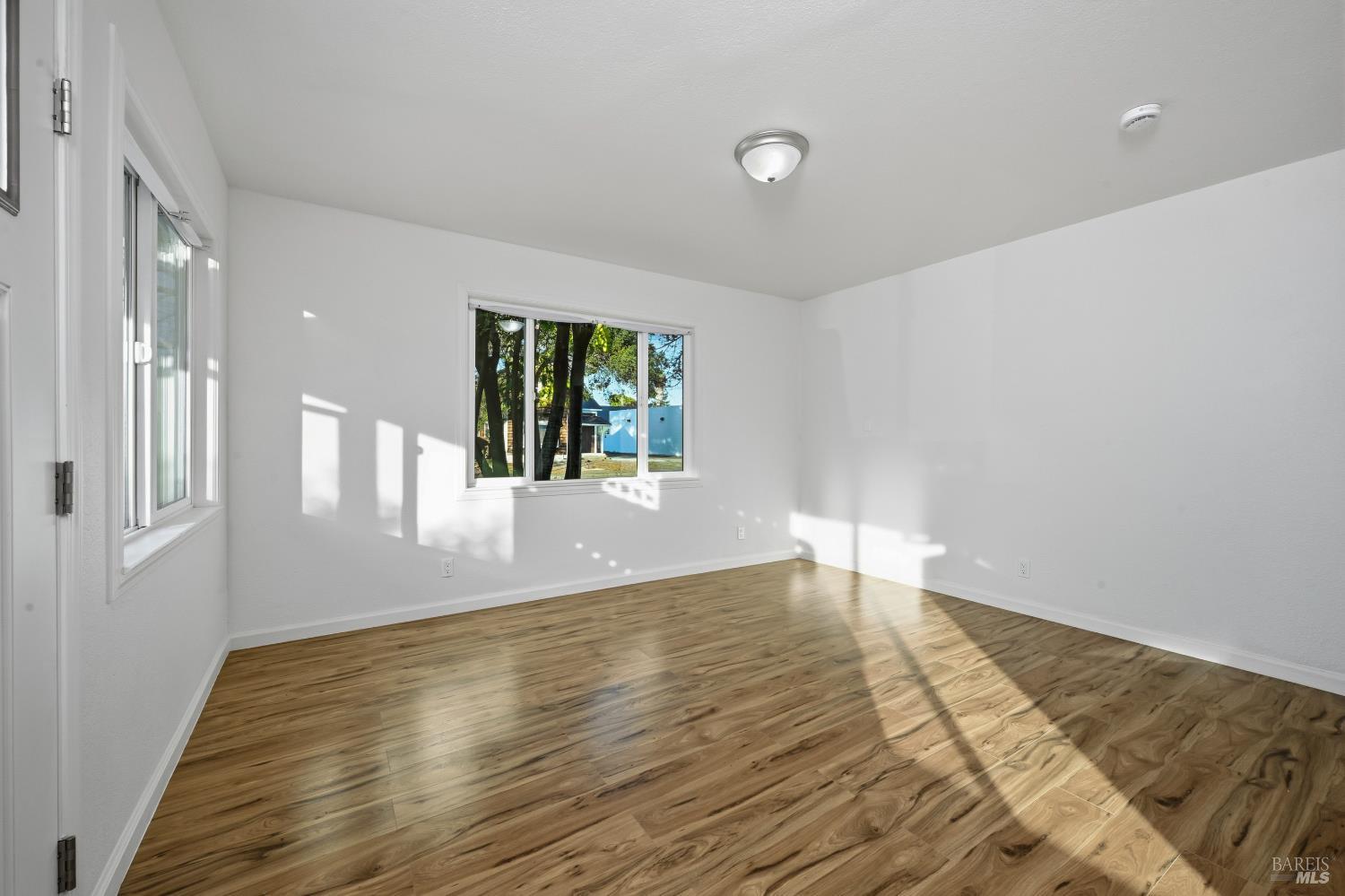 Detail Gallery Image 19 of 24 For 342 College Ave, Santa Rosa,  CA 95401 - – Beds | – Baths